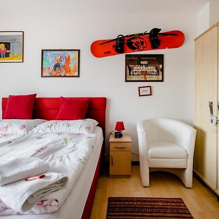 Ruhige Zimmer im Grünen Berlin Exterior foto