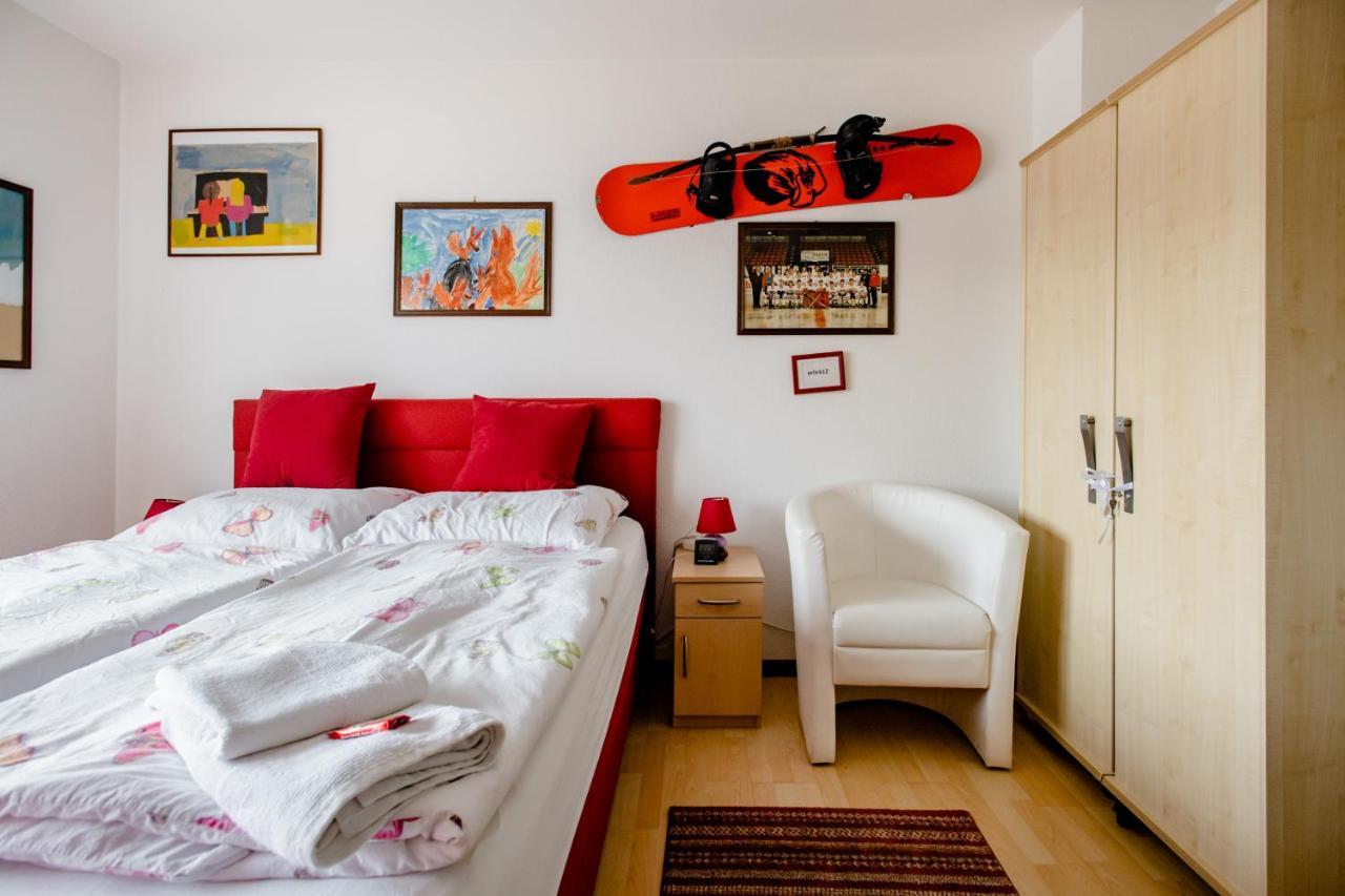 Ruhige Zimmer im Grünen Berlin Exterior foto